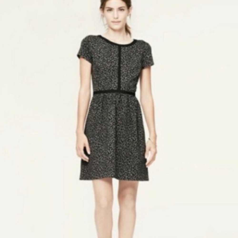 ♻️ LOFT Women's Black and Gray Leopard Print Dress